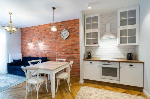 Nowy Port Apartment | 10th floor View of Gdańsk By the sea