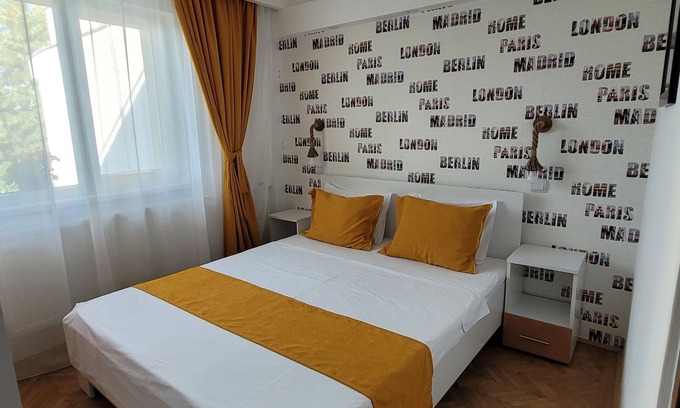 Baneasa Apartment | 11 Baneasa Airport Apartament ,Cozy 1-bedroom apartment with WiFi in Bucharest