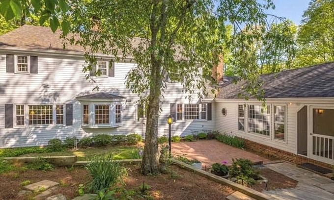Lookout Mountain House | 11 Bdrm ~🏠🏡1 Story-34ppl! 2 HOUSES RETREATS, FIRETABLE🔥Lkt Mtn 6acre