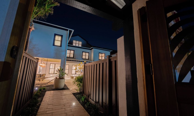 Florida Central Atlantic Coast Resort | 11 Bedroom, 13 Bathroom ADA Entire House in Orlando, FL near Disney!