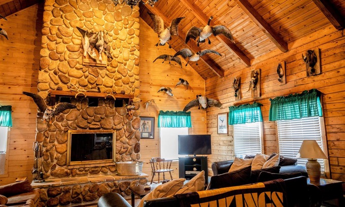 Dawson Cabin | 11 bedroom Western Mn Family Fun Lodge with Sand Volleyball court - Sleeps 20+