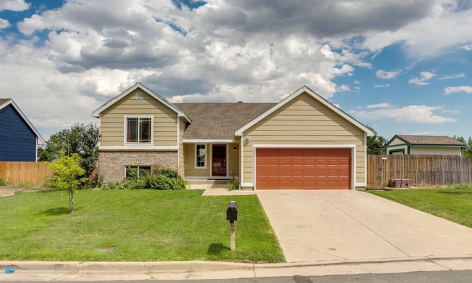 Thornton House | 11 Mi to Denver: Pet-Friendly Home in Thornton!