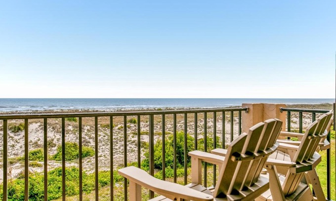 Amelia City Apartment | 110 Sailmaker