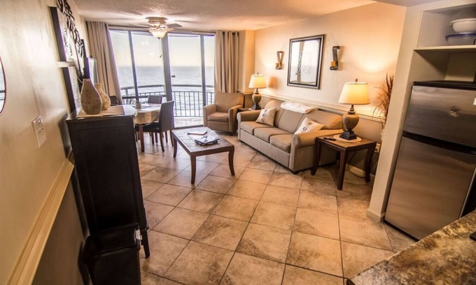 Myrtle Beach Condo | 1101 Oceanfront End Unit Myrtle Beach HVAC UV SNAITIZER Lots of light and incredible views!