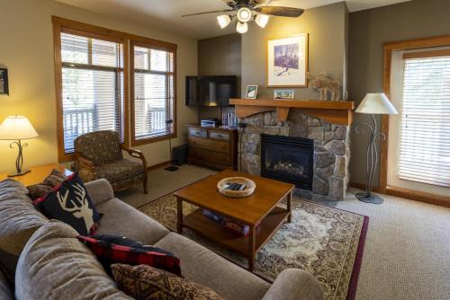 Salt Lake Mountain Resorts Apartment | 1102 - Two Bedroom Standard Eagle Springs West condo
