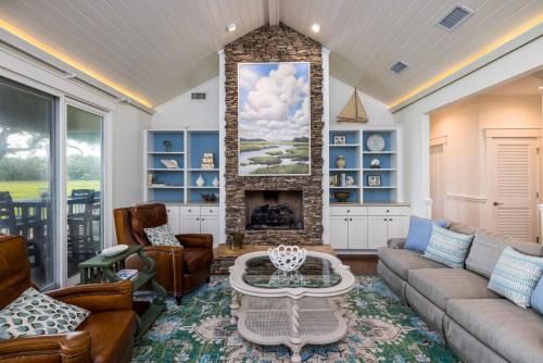 Saint Helena Island House | 111 Cardinal Crest - Resort Access & Golf Cart Included!