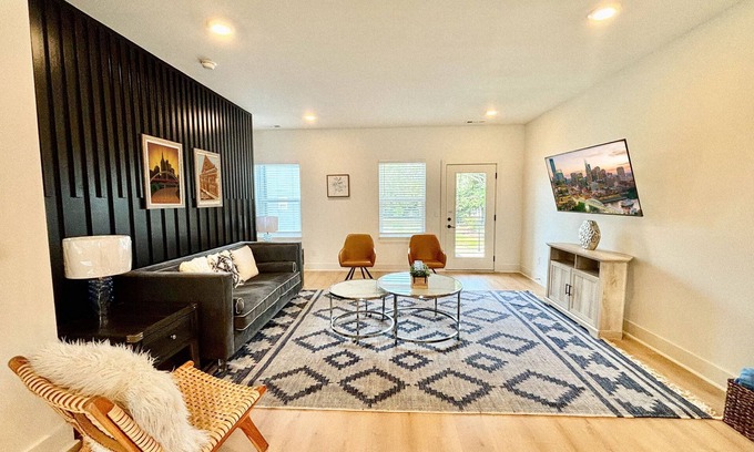 Donelson House | 112 Hermitage House in Nashville