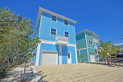 Englewood House | 1144 Turtle Nest