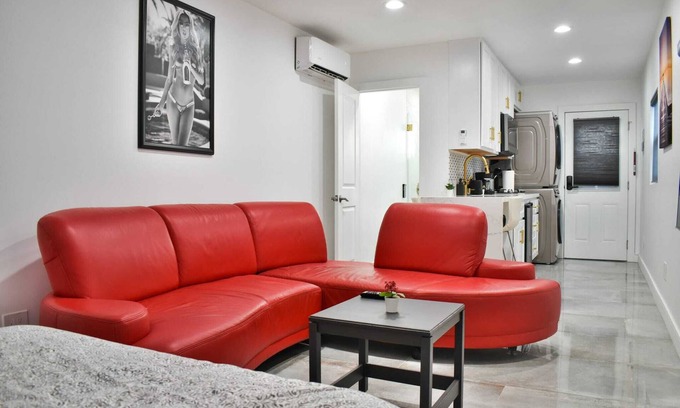 Santa Ana Apartment | 114D - Compact Studio - Couples Retreat