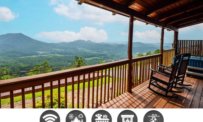 Gatlinburg - Pigeon Forge Cabin | 117 m² Cabin ∙ 2 bedrooms ∙ 5 guests