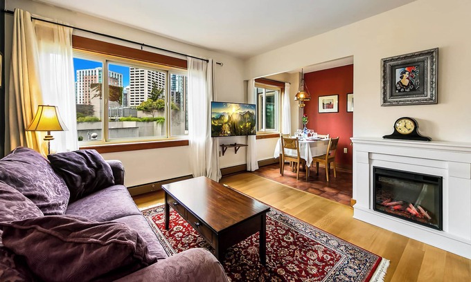 Downtown Seattle Apartment | 11th Floor City View, Next to Wa State Convention Center