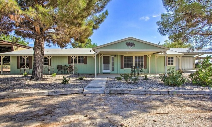 Tonopah House | 12+ Acre Family and Pet Friendly Horse Property w/Riding Trails and Pool!
