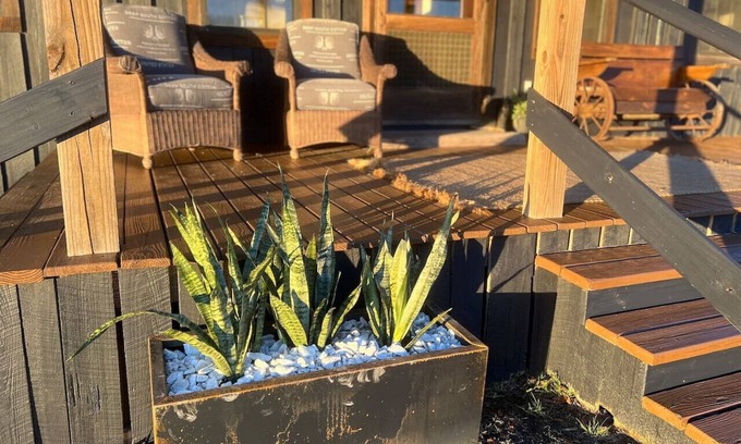 Stockton Cabin | 12-ACRES - Cabin Fishing Pond 2 Bedroom Sleeps 4-5