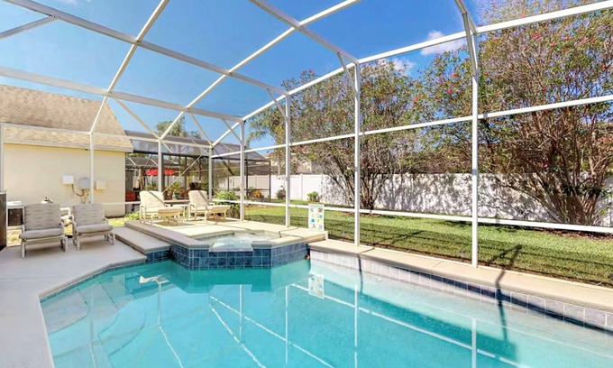 West Haven House | 12 miles to Disney, gated community, pool and spa, pool table, monthly rates available