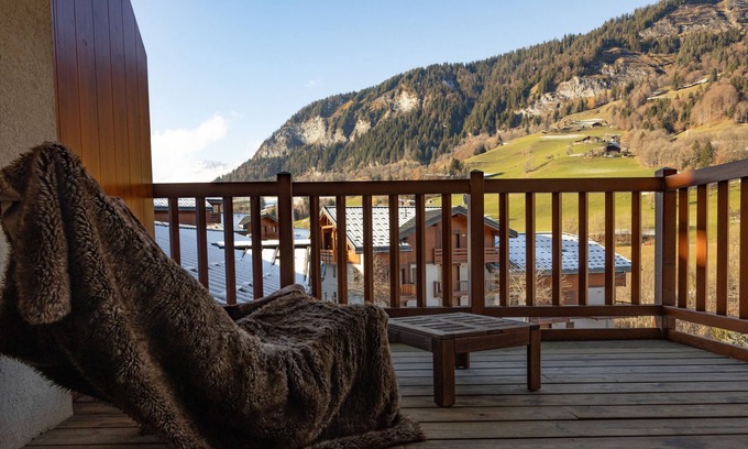 Flumet Apartment | '12 MN Megève Studio Comfort' with Mountain View