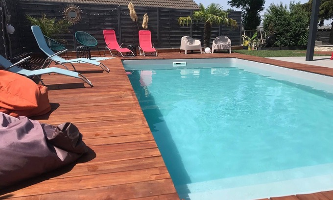 Seynod House | 12 people house with swimming pool