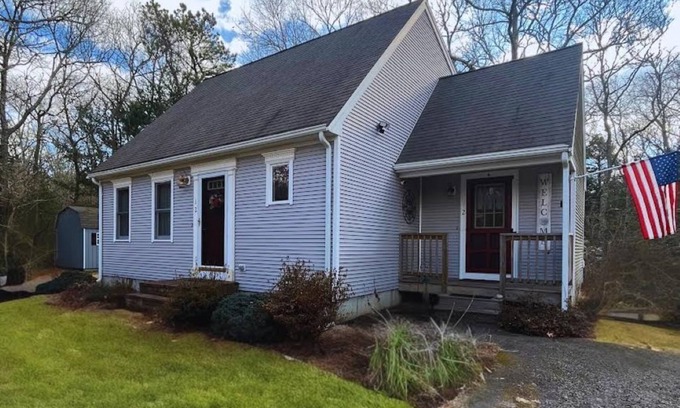 North Falmouth House | 12 Whimbrel Drive - Cozy North Falmouth Home Near Beach, Dining & Mini Golf