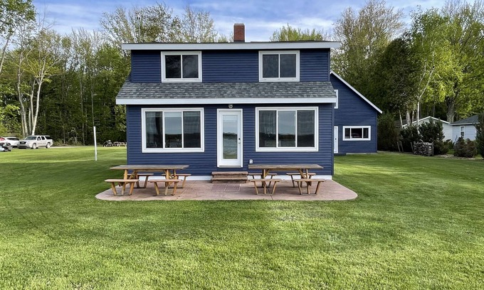Beulah House | 120' on Waterfront-Platte Lake Lodge-Pontoon Available!