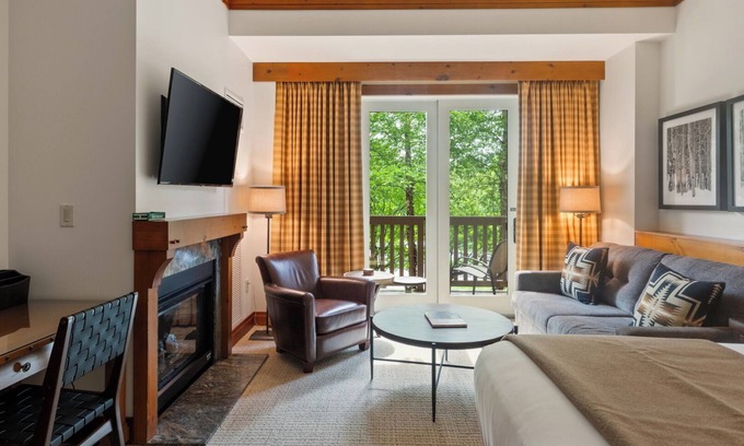Stowe Area House | 1204 Studio Inside Lodge At Spruce Peak 2nd Floor Spruce Peak & Village Views