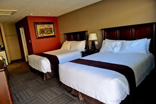 Assiniboia Hotel | 121 Steakhouse & Motel