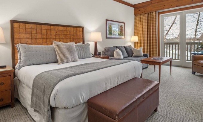 Stowe Area Cabin | 1216 The Lodge At Spruce Peak | Ski in Ski Out | Studio | Spruce Peak Village Views 2nd floor