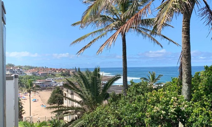 Margate Apartment | 125 Laguna La Crete, Uvongo, Margate