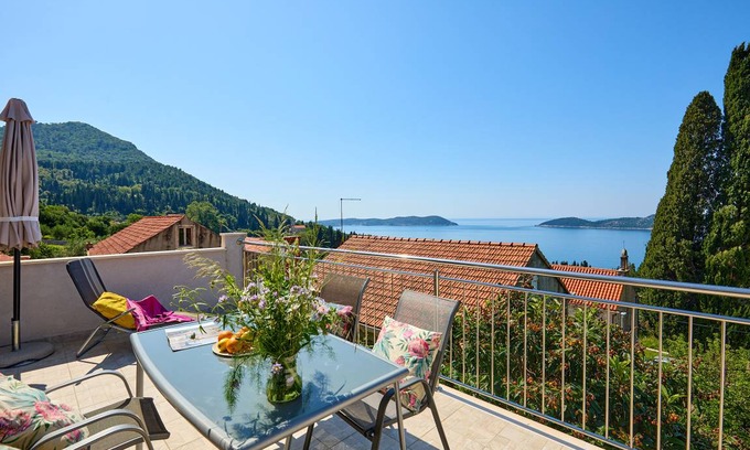 Trsteno Apartment | 125 m² Apartment ∙ 4 bedrooms ∙ 10 guests