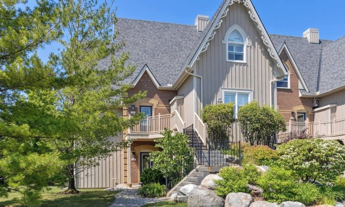 The Blue Mountains Condo | 126 Snowbridge: Mountain Views at Blue