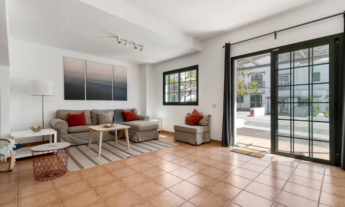 Agaete Apartment | 127 m² Apartment ∙ 3 bedrooms ∙ 6 guests