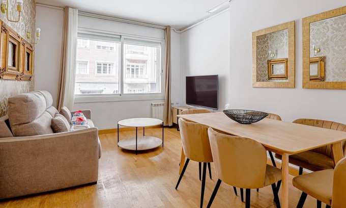 Sant Gervasi – la Bonanova Apartment | 13. Gold Big Apartment