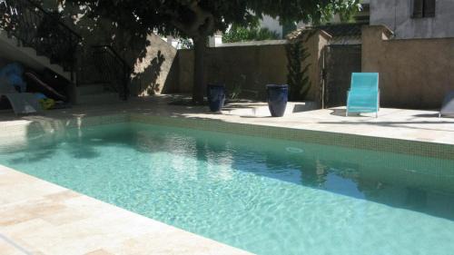 Pomerols House | 13 Rue du Tour d'Enceinte