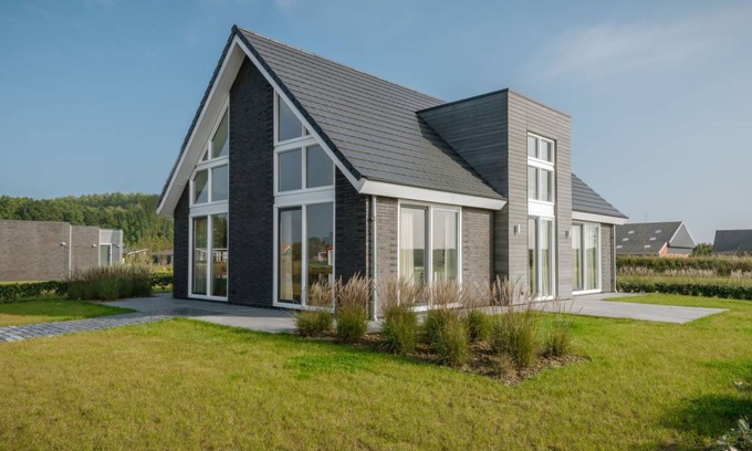 Wemeldinge House | 130 m² House ∙ 2 bedrooms ∙ 6 guests