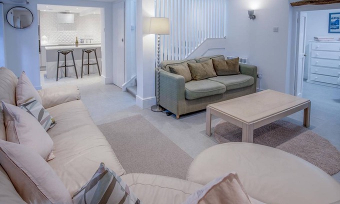 Solva House | 130 m² House ∙ 4 bedrooms ∙ 8 guests