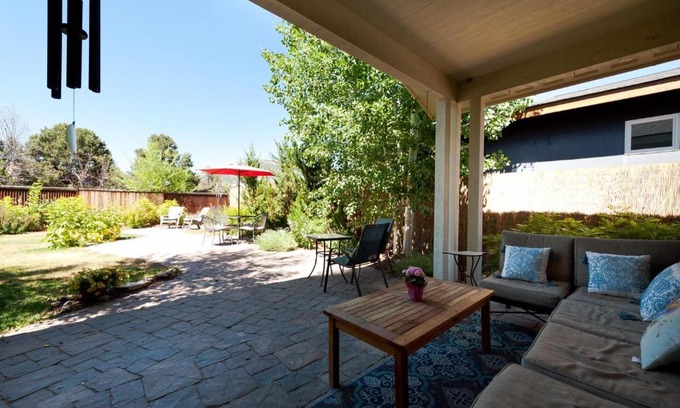 Durango House | 133 Metz Lane