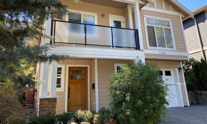 Langford Apartment | #138 Longspur Dr. Upper Suite - 3 Bedroom House