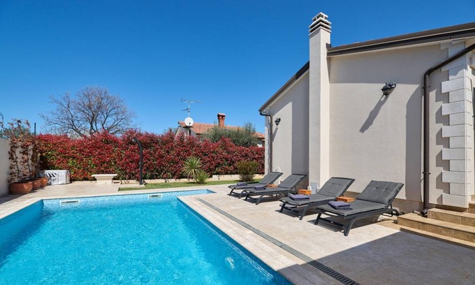 Cancini Villa | 139 m² Villa ∙ 3 bedrooms ∙ 6 guests