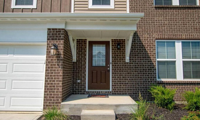 Otterbien Home House | 1392 Soaring Way Brand new construction in well-kept HOA community