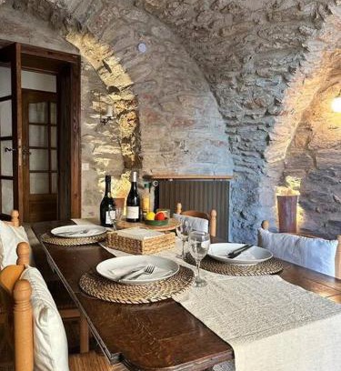 Faugeres House | 13th Century Stone House