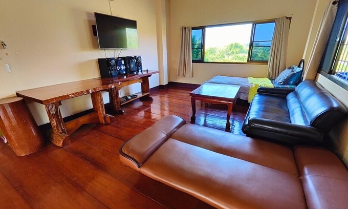 Mueang Ngai House | 14,400 sq.m. Charming 2-bedroom house Doiluang view