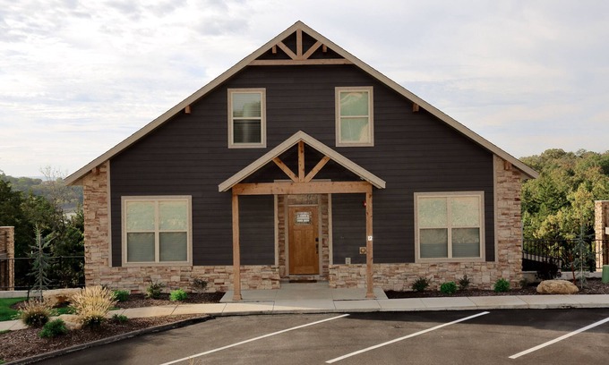 Indian Point House | #14 - Main Level (Antlers Resort 3 Bedroom)