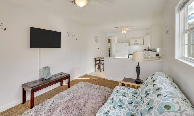 Prattville Apartment | 14 Mi to Montgomery: Quaint Couple's Apartment