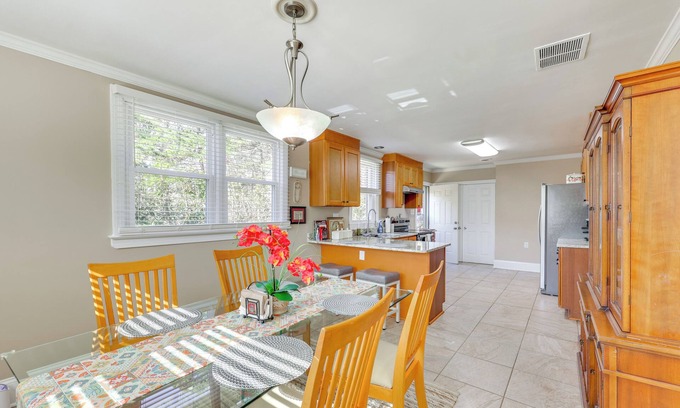 Cary House | 14 Mi to Raleigh: Charming Family Home!