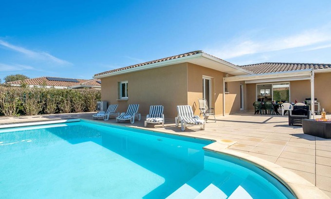 La Figarasse Villa | 140 m² Villa ∙ 4 bedrooms ∙ 8 guests