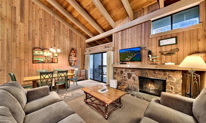 South Lake Tahoe House | 141 m² House ∙ 2 bedrooms ∙ 6 guests
