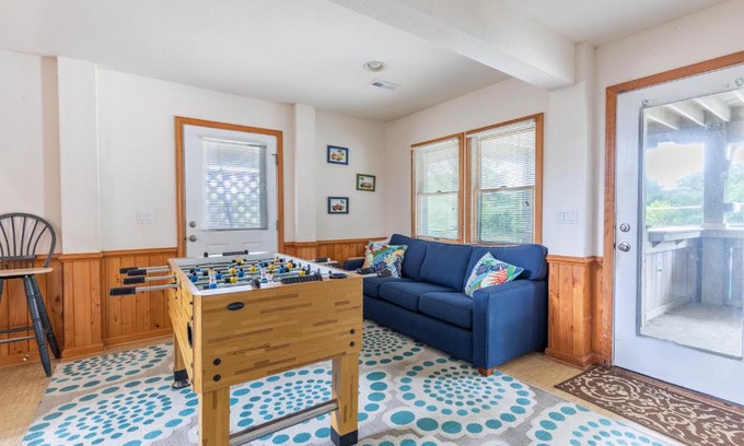 Whalehead Beach House | 1425 - A Promise Kept by Resort Realty