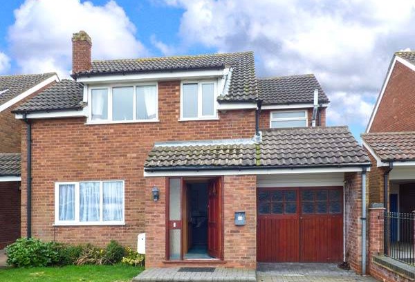 Hixon Cottage | 145 m² Cottage ∙ 4 bedrooms ∙ 7 guests