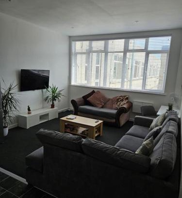 Southwell Apartment | 15 Espionage Place, Portland