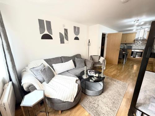 South Bermondsey Apartment | 15 min walk to Tower Bridge