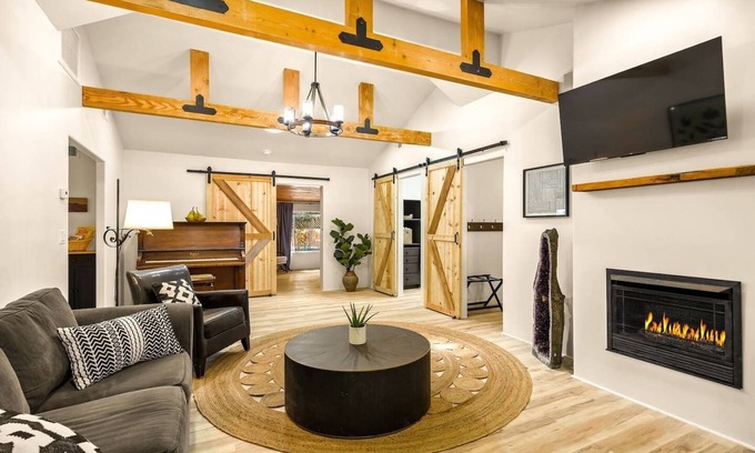 Ojai House | 15% OFF April 18-21! 2 Homes, Upper Ojai Retreat W/Spa