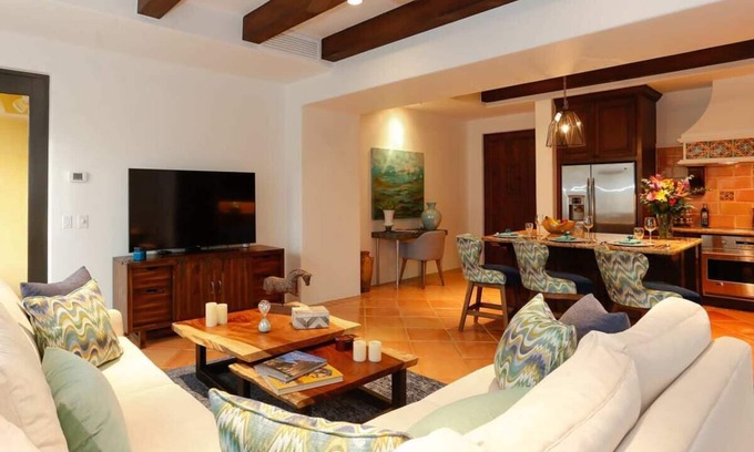 El Medano Ejidal Apartment | ¡15% OFF! Luxury Condo at Exclusive Beachfront Hacienda Resort, 5-star Service